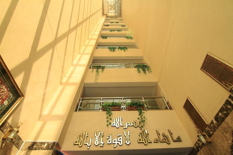 Al Muhaidb Al Takhassosi Abaqrino Riyadh Exterior photo
